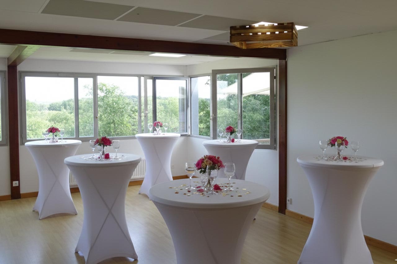 espace salle vue etang espace salle vue etang